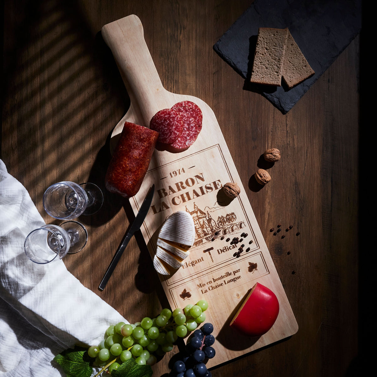PLANCHE APERO BOUTEILLE BARON LA CHAISE