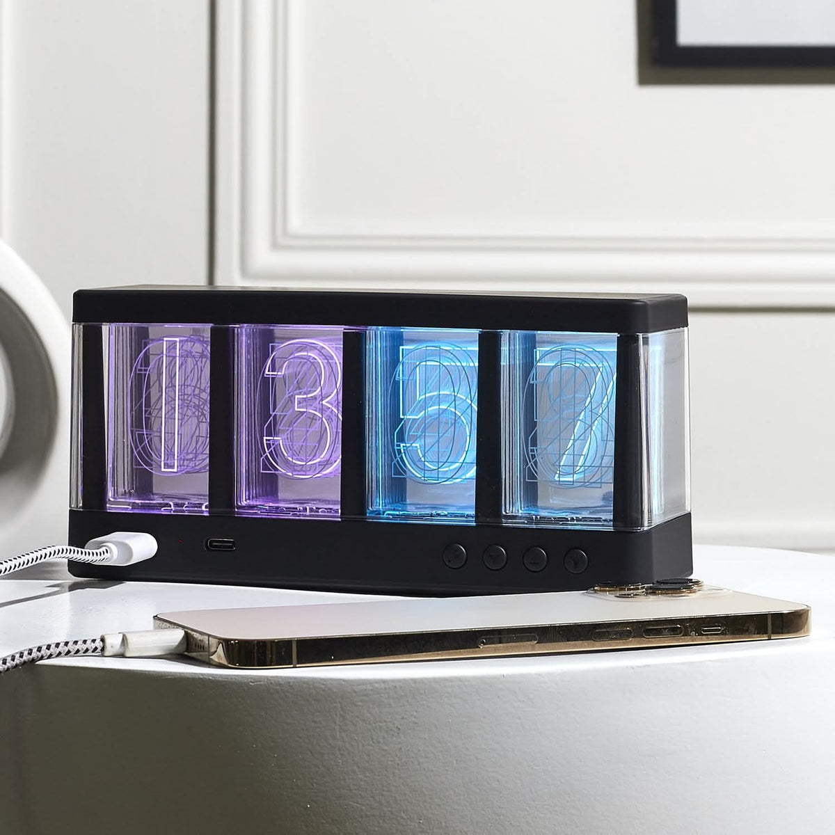 REVEIL CHARGEUR EFFET NEON