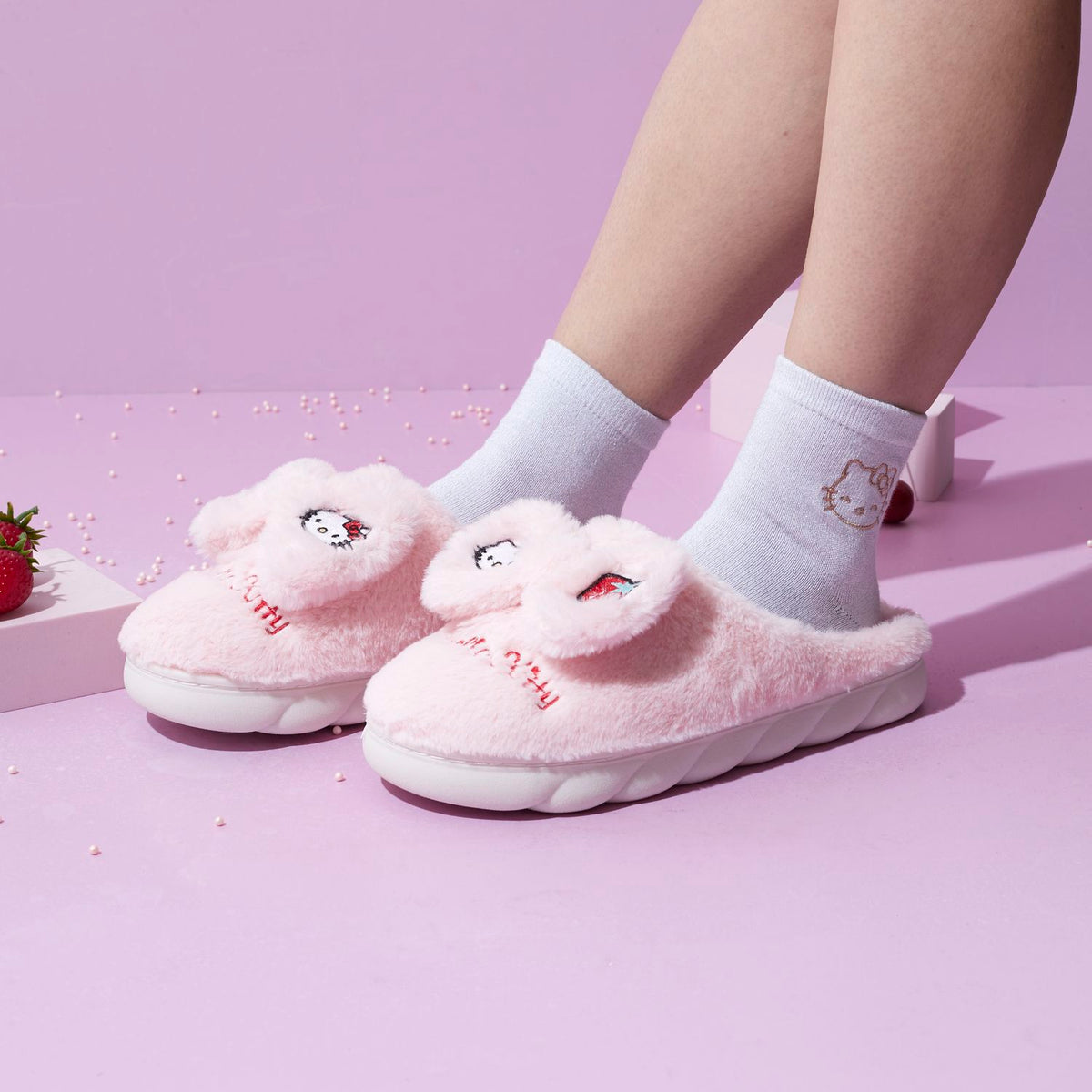 CHAUSSONS HELLO KITTY 37-40