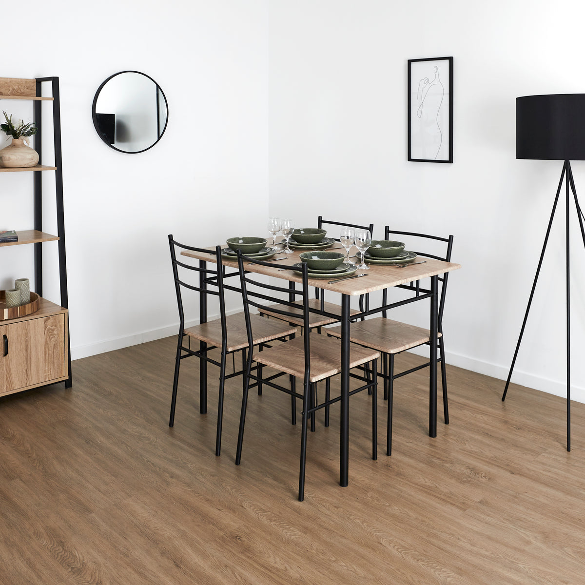 TABLE ET 4 CHAISES LOKA