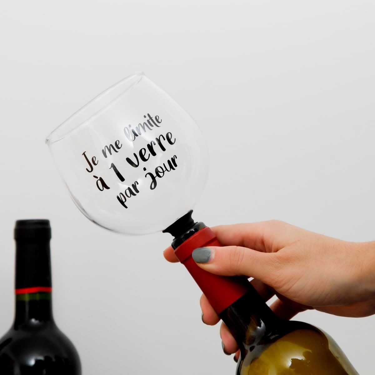 VERRE EMBOUT DE BOUTEILLE