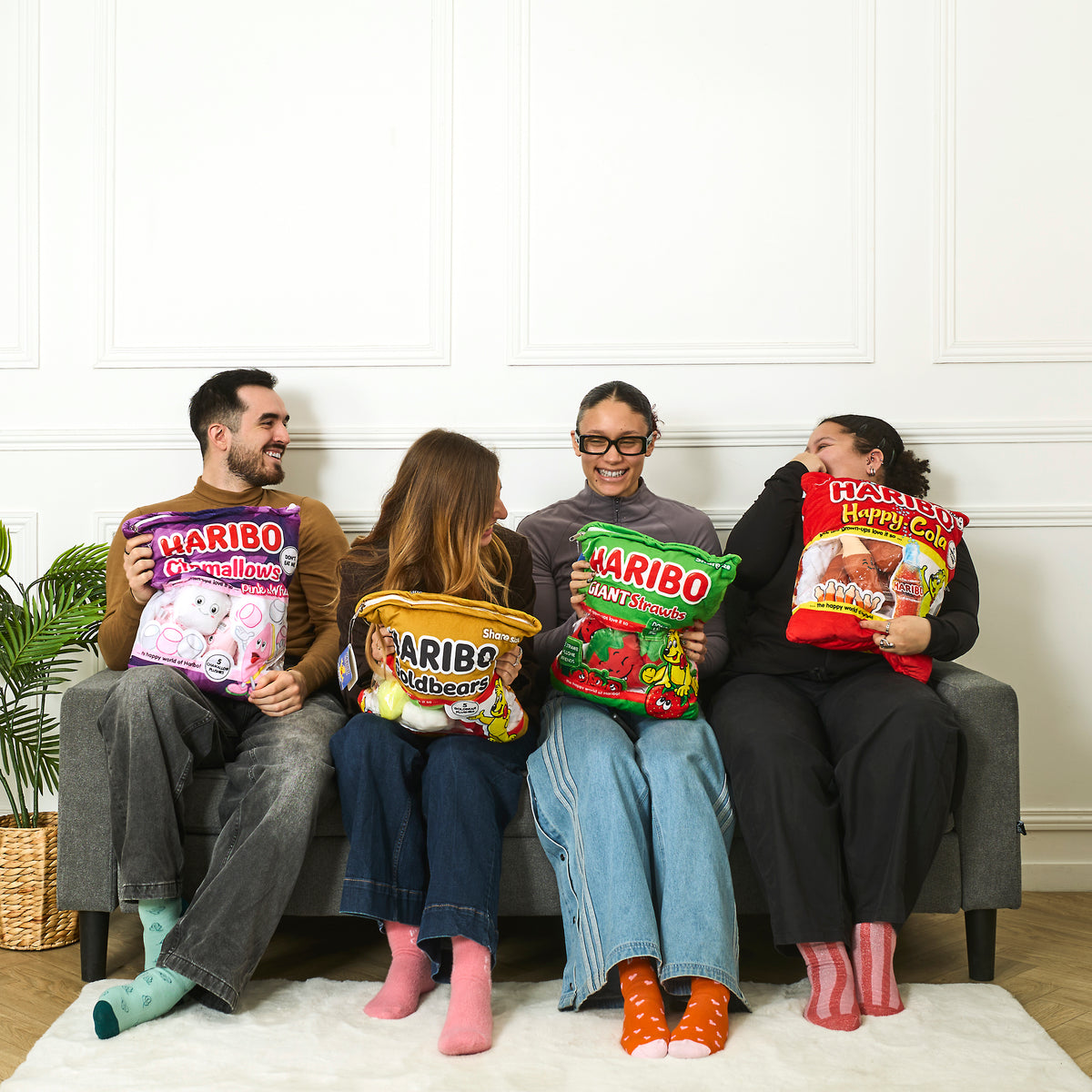 PAQUET PELUCHES COLAS HARIBO