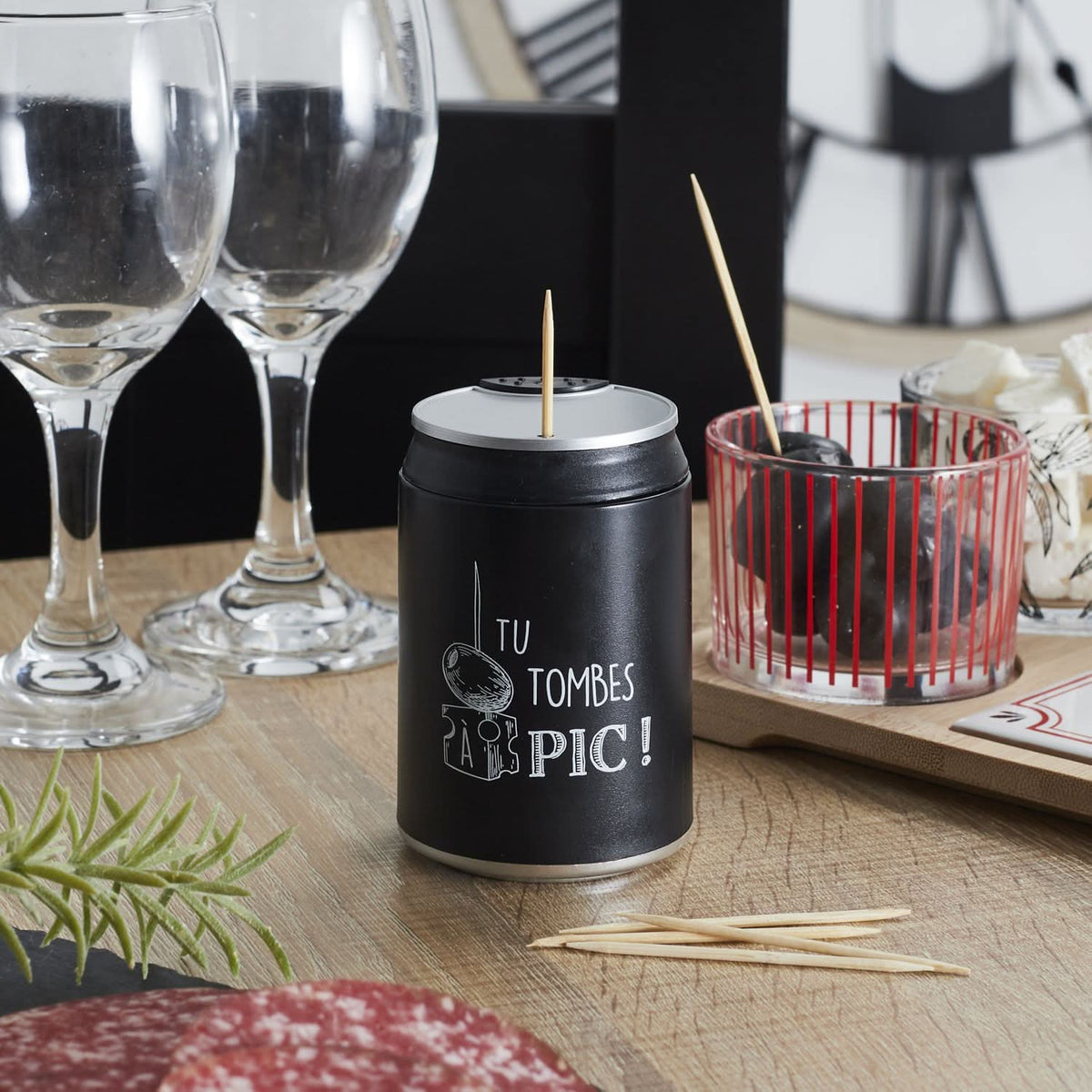 DISTRIBUTEUR DE PICS APERO TU TOMBES A PIC