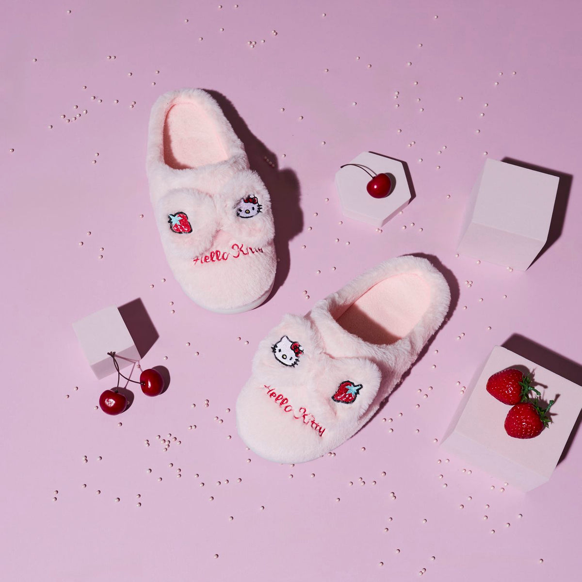 CHAUSSONS HELLO KITTY 37-40