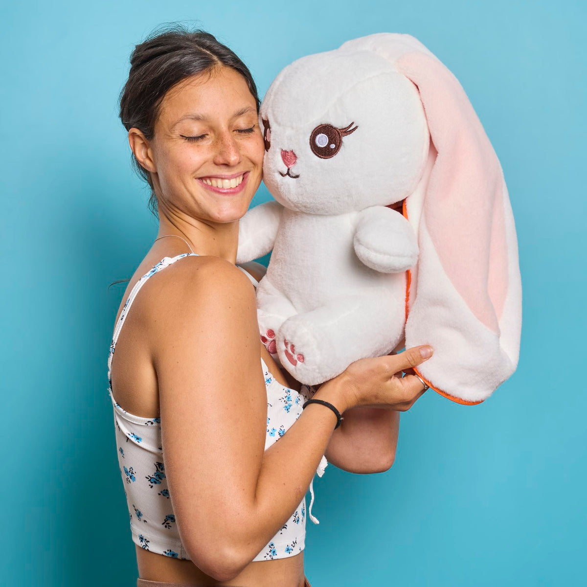 PELUCHE LAPIN SURPRISE CAROTTE