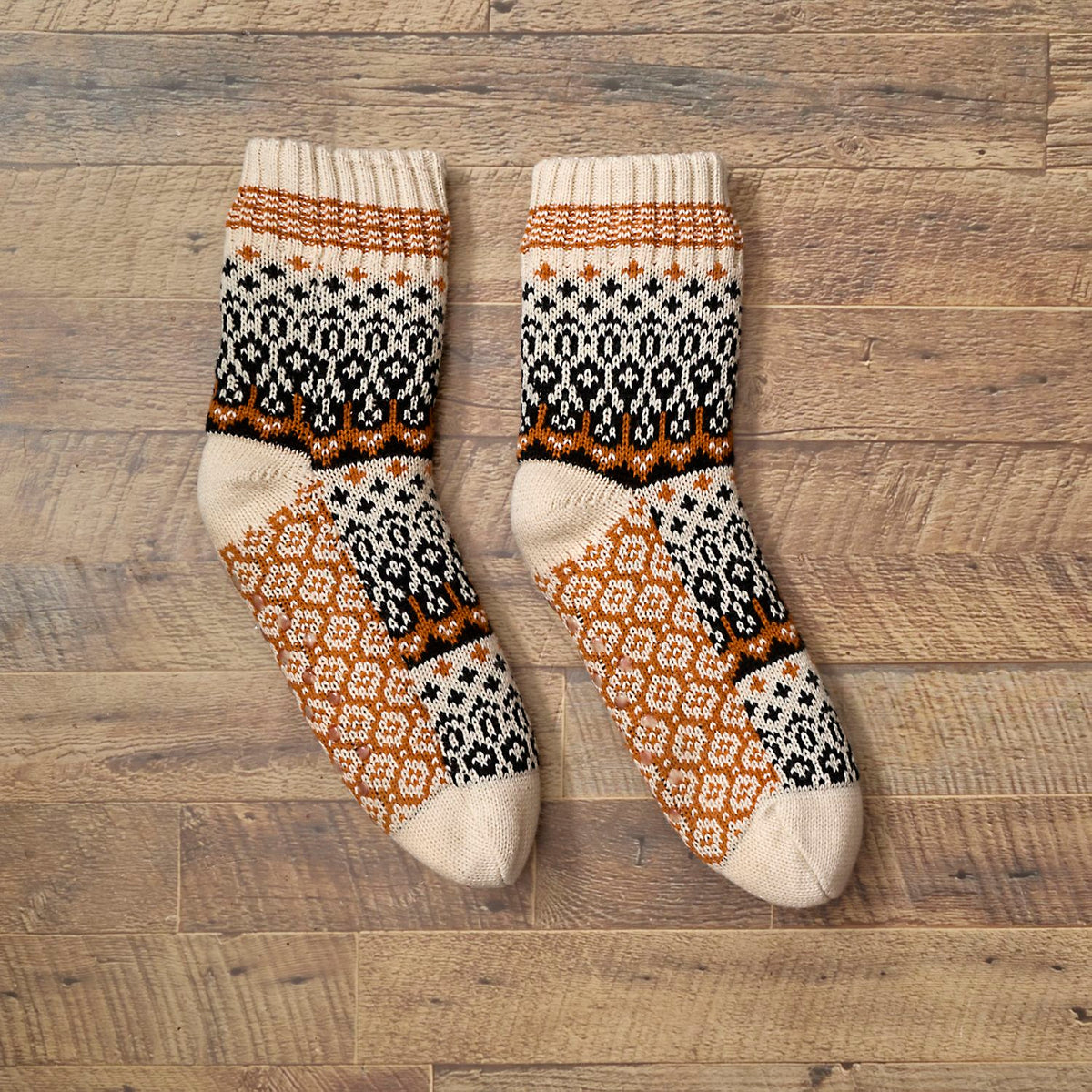 SET COCOONING PLAID ET CHAUSSETTES GRAND FROID