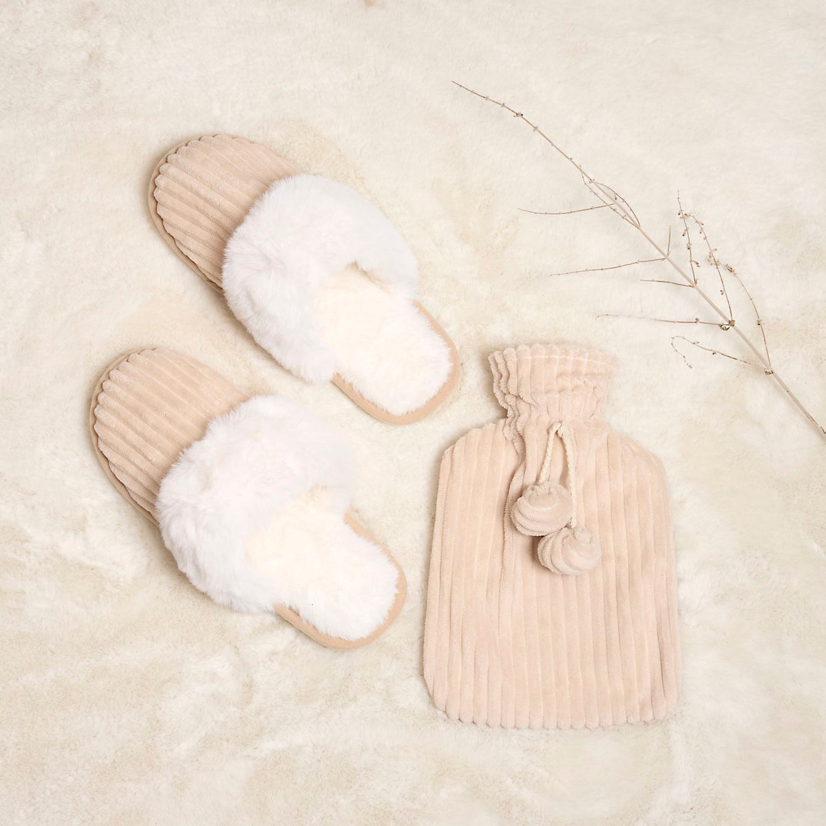 COFFRET BOUILLOTTE ET CHAUSSONS COSY VELVET BEIGE