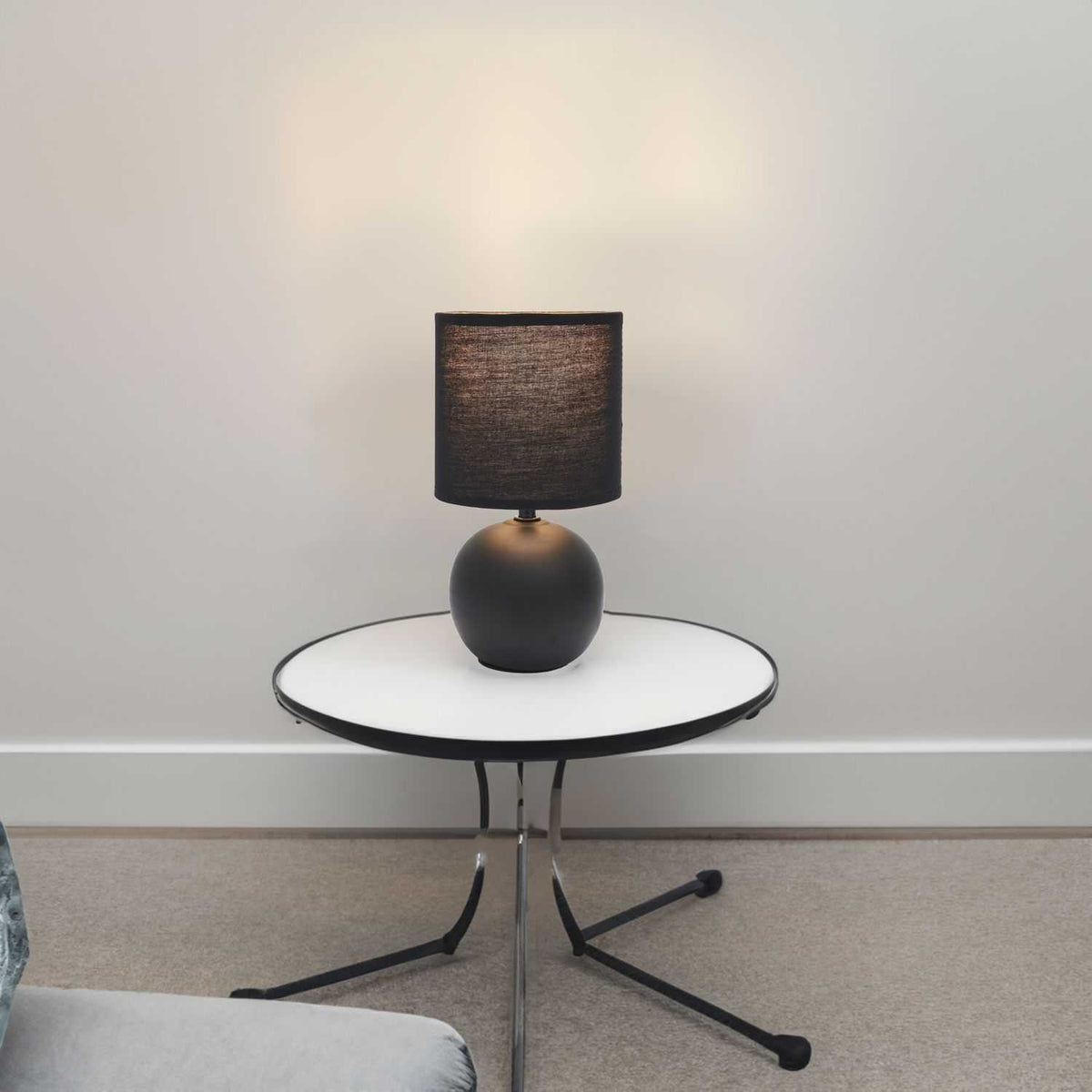 LAMPE DE TABLE CERAMIQUE H25CM NOIR