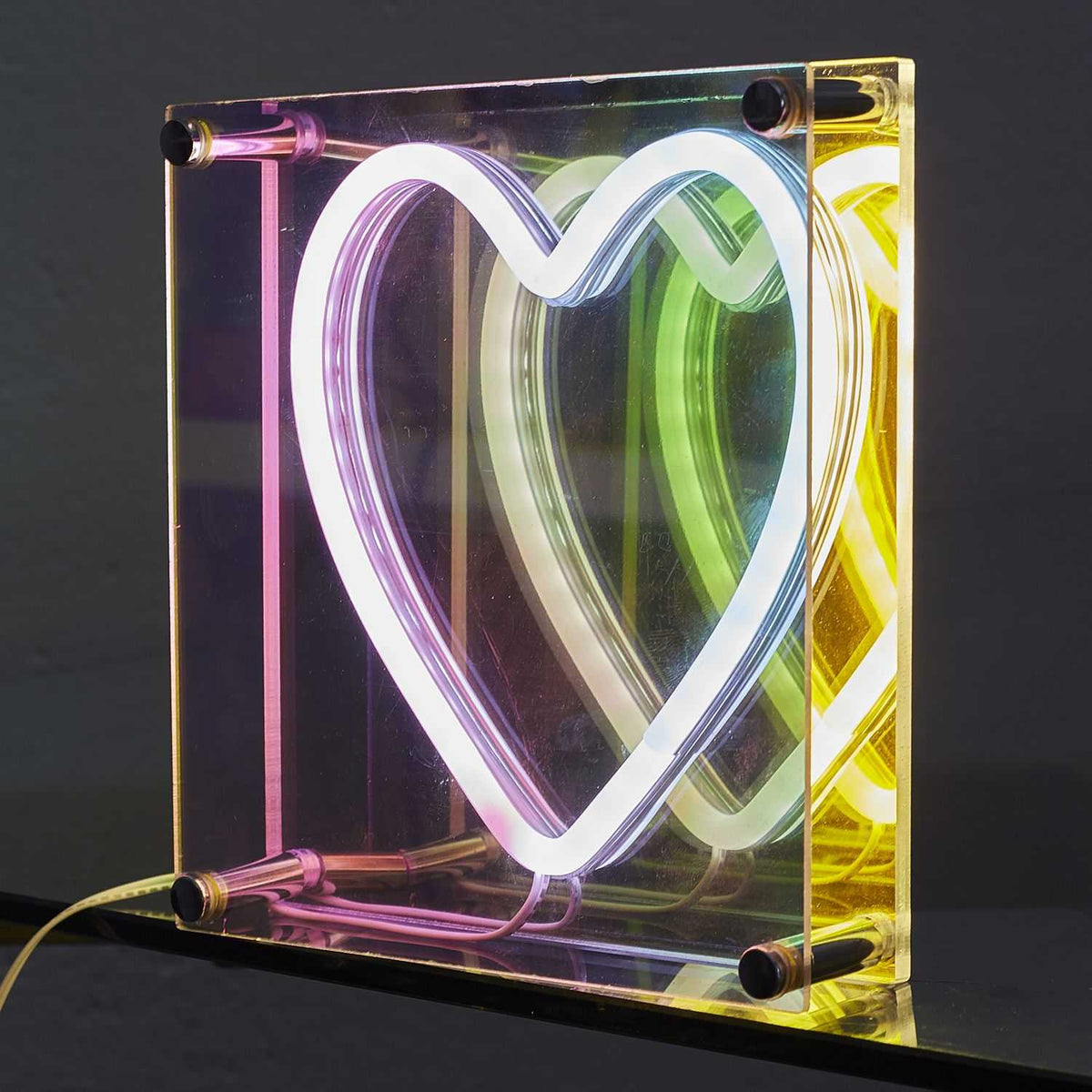 LAMPE ACRYLIQUE LED EFFET NEON COEUR